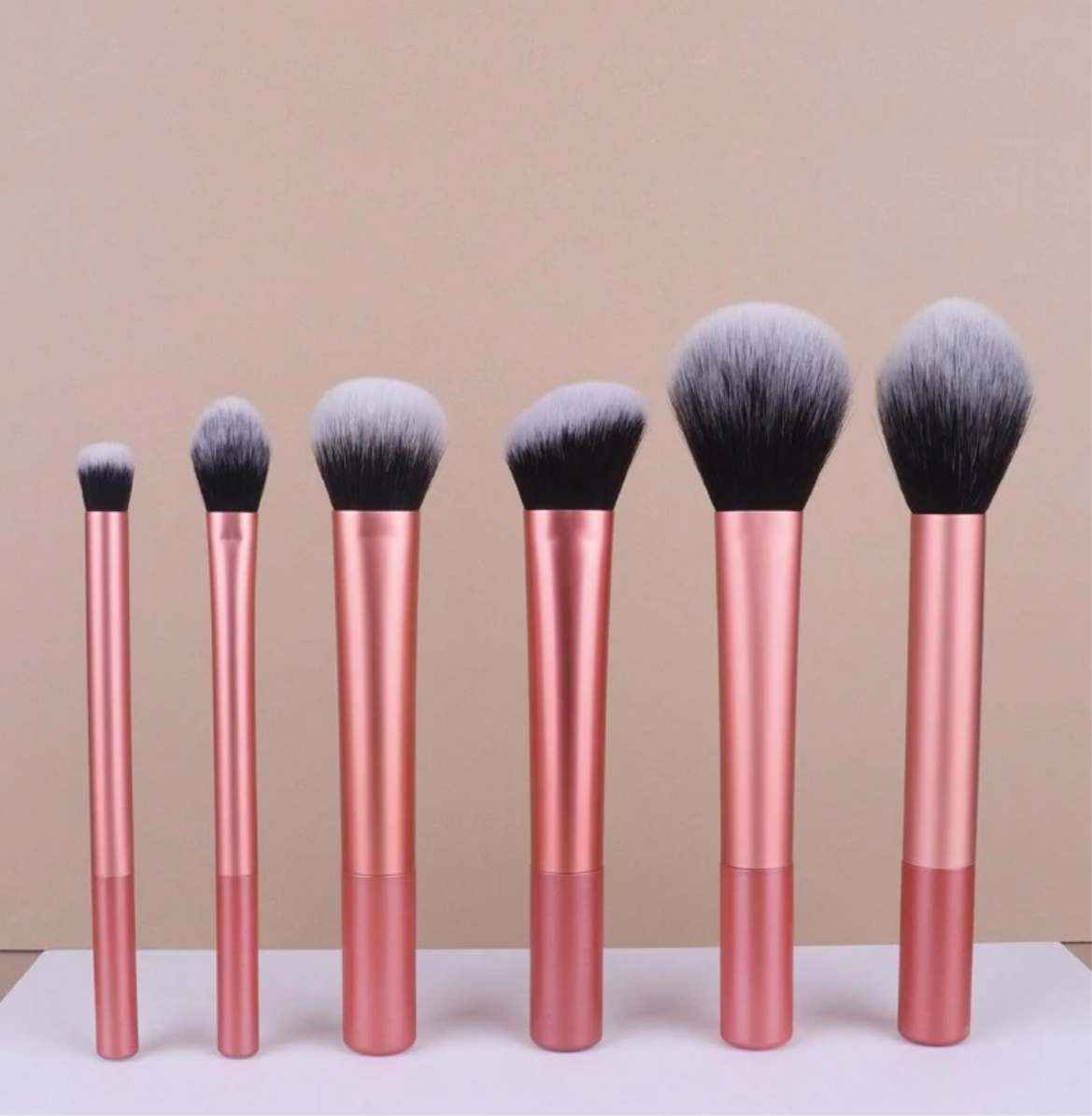 BROCHAS MAQUILLAJE SET DE 6 BROCHAS COLOR ROSA