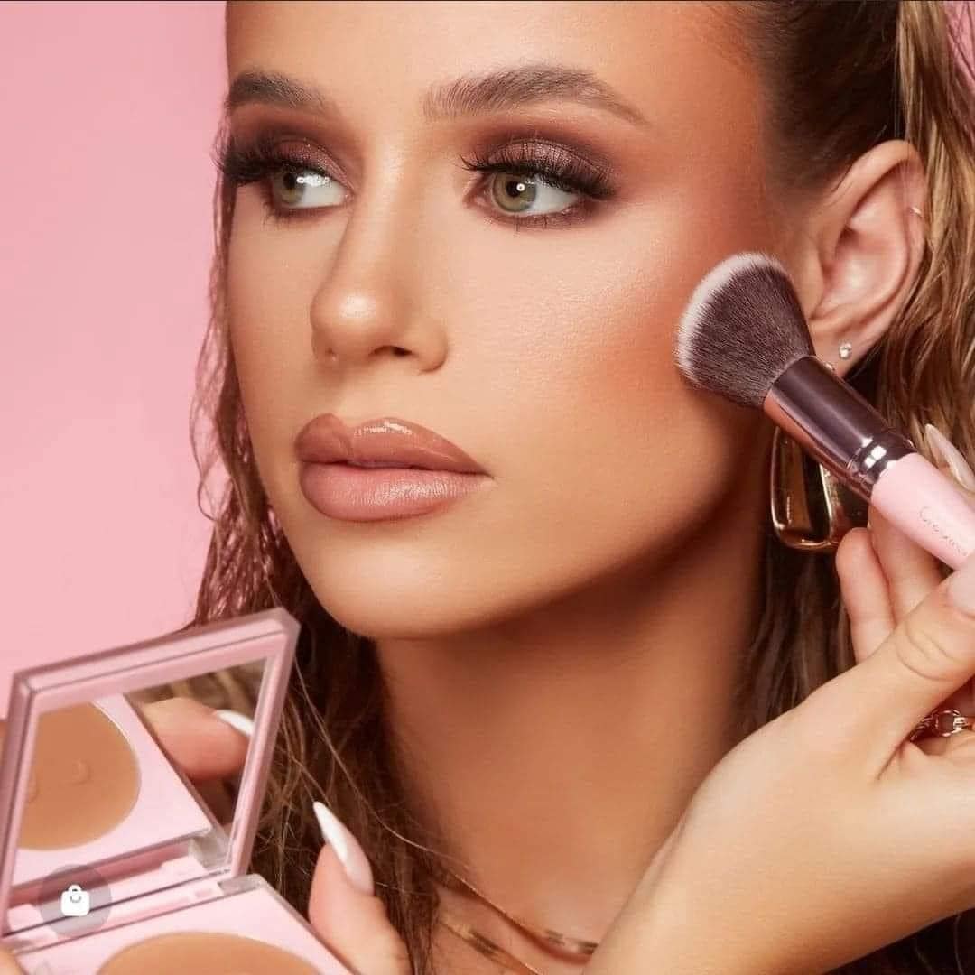 BRONZER BEAUTY CREATIONS