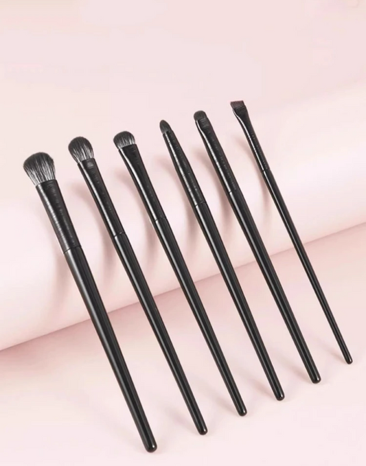 BROCHAS SET CON 6 PIEZAS PARA OJOS