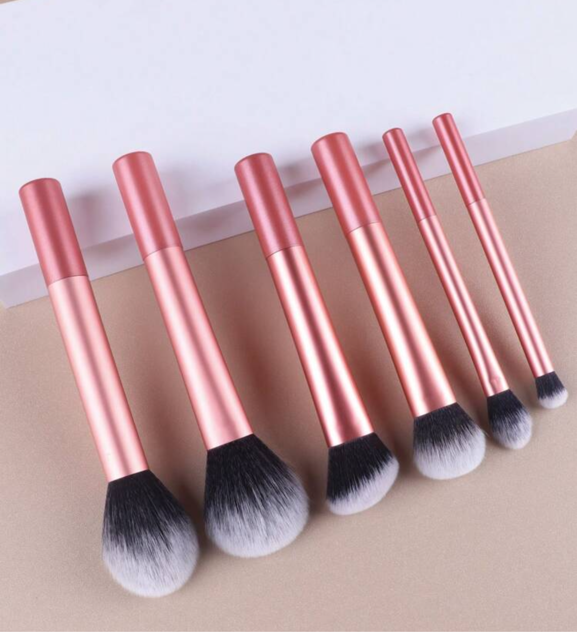 BROCHAS MAQUILLAJE SET DE 6 BROCHAS COLOR ROSA