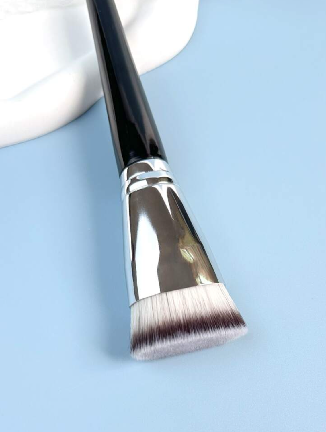 BROCHA PARA BASE DE MAQUILLAJE